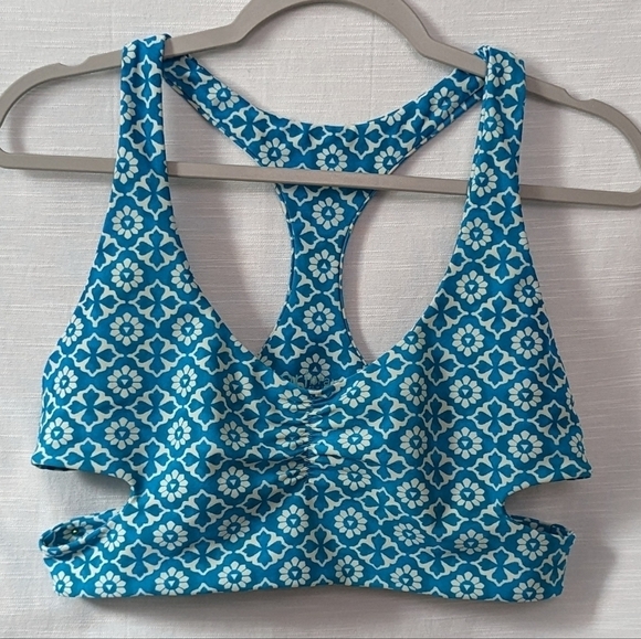 Tori Praver Bikini‎ Top - Picture 5 of 5